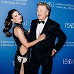 how old is alec baldwin and his wife2