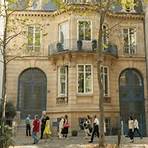 Is American University of Paris a good school?3