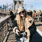 When is the best time to go to the Brooklyn Bridge?4