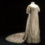 queen victoria wedding dress 18402