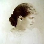 Isabella Macdonald3