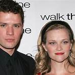 why did ryan phillippe and reese witherspoon split4