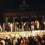 fall of the berlin wall timeline4