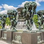 What do you know about Vigeland Sculpture Park in Oslo?1