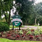 is the delaware country club a good place to live for americans today3