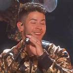 nick jonas smile4