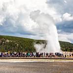 where is the fallsview falls in yellowstone national park campgrounds4