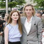 bonnie wright and jamie campbell bower4