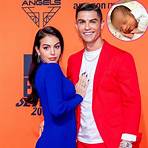 Does Cristiano Ronaldo have a daughter?4
