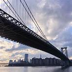 Where is the Williamsburg Bridge in New York City?1