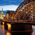 What is the history of Düsseldorf, Germany?1