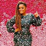 How did Yvette Nicole Brown change her lifestyle?2