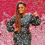 How did Yvette Nicole Brown gain weight?2