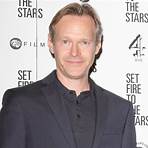 How old was Steven Mackintosh when he started acting?3