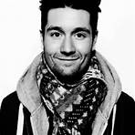 Dan Smith (singer) wikipedia4