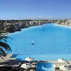 the world's biggest swimming pool5