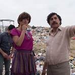 Loving Pablo5