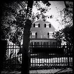amityville new york haunted house video twitter2