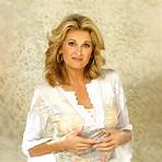 Linda Davis1