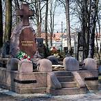 Volkovo Cemetery wikipedia3