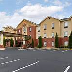 Does Comfort Inn & Suites canton have free WiFi?4