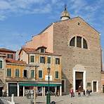what is the name of the main church of venice live4