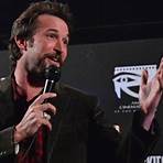 noah wyle today3