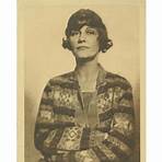 How did Gabrielle Coco Chanel influence women's fashion?4