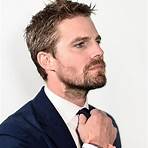 stephen amell3