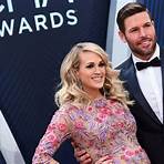 carrie underwood husband mike fisher children3