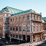 Where is the Vienna Opera House?4