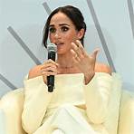 meghan duchess of sussex pregnant3