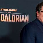 How did Jon Favreau get his start in acting?1
