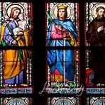 st vitus cathedral prague stained glass windows cost comparison2