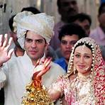 Who is Sanjay Kapur wife Karisma Kapoor?1