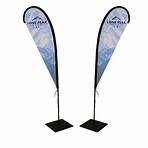 teardrop flags and banners1