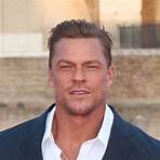 Alan Ritchson4