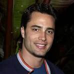 What does Victor Webster do for a living?1