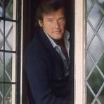 Roger Moore5