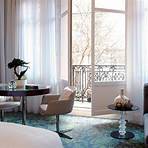 what hotels are near the eiffel tower 4 star resorts3
