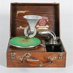 why was the gramophone so popular in the 1920s and 1950s timeline2