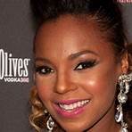how old is ashanti the singer1