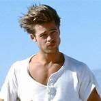 Does Brad Pitt always look good?3