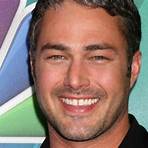 Is Taylor Kinney a real person?3