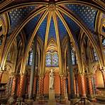 How many chapels are there in Sainte Chapelle?4