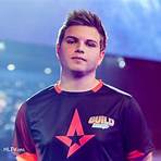 Are there any open positions at Astralis?3
