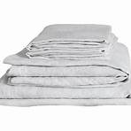 What is a linen sheet set?2
