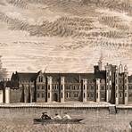 Did Henry VIII live in Greenwich Palace?2