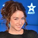 erin karpluk biography2