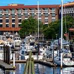 how many people live in new bern nc hotels3